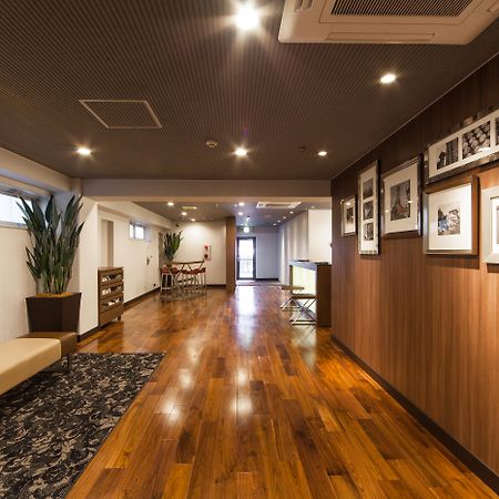Hotel Mystays Shinsaibashi Osaka Buitenkant foto