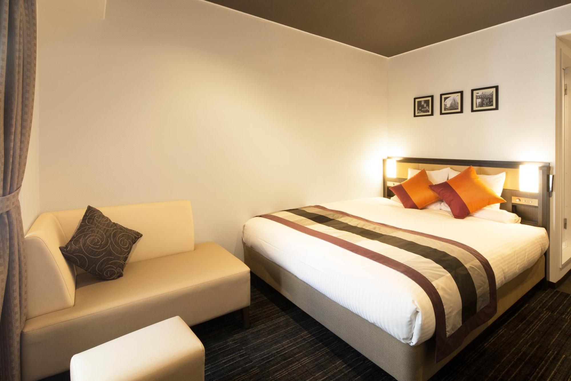 Hotel Mystays Shinsaibashi Osaka Buitenkant foto