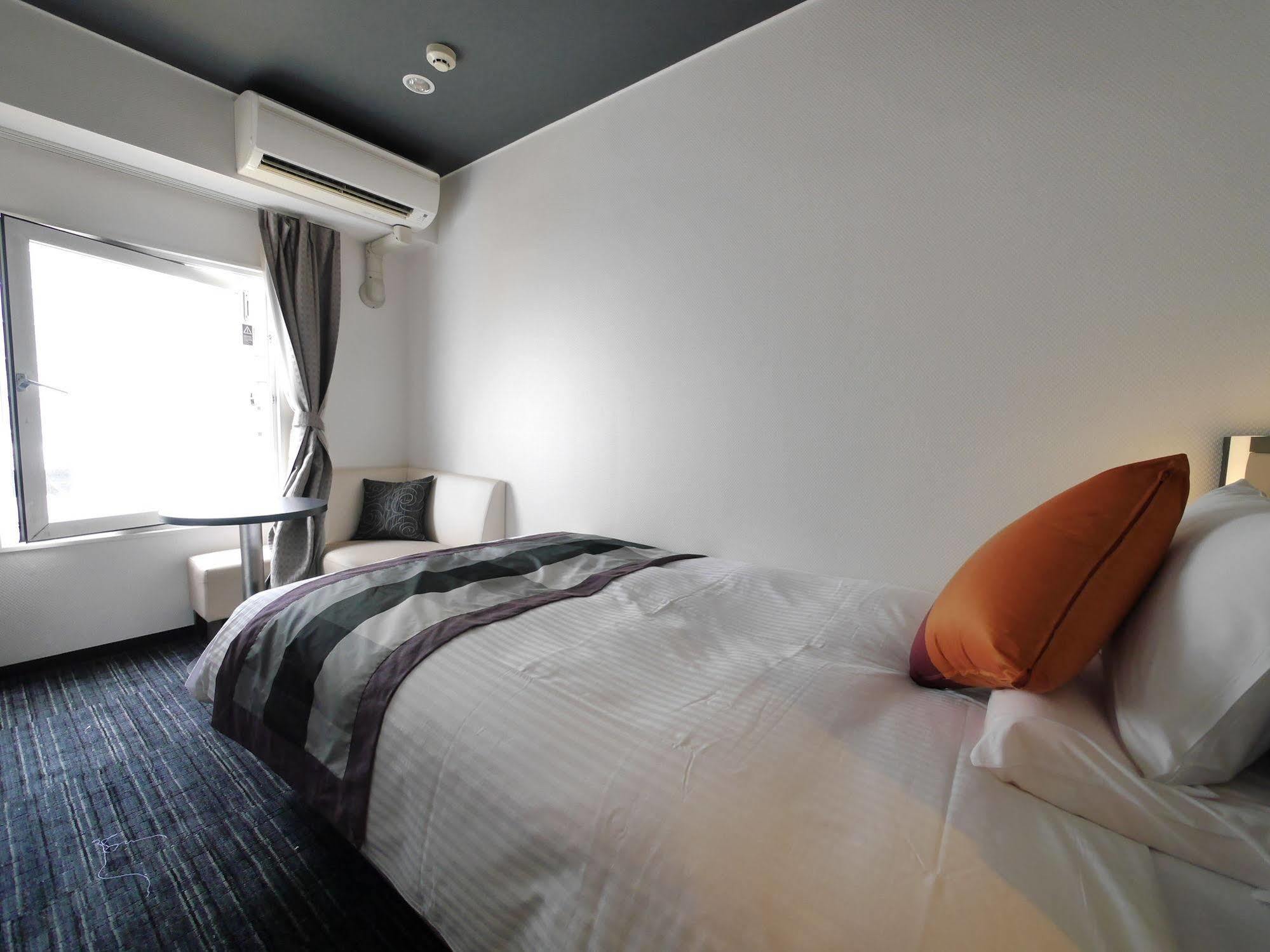 Hotel Mystays Shinsaibashi Osaka Buitenkant foto
